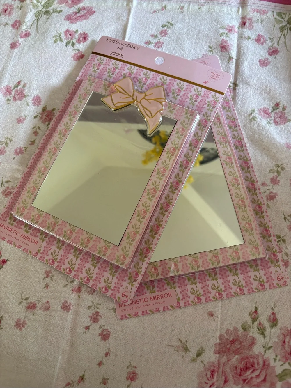 🎀 LoveShackFancy │ Yoobi Blooming Heirloom Magnetic Locker Mirror 🎀